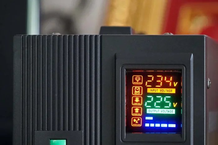 Релейный стабилизатор