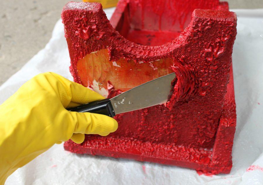 Как удалить старую краску с металла: обзор эффективных методов своими руками