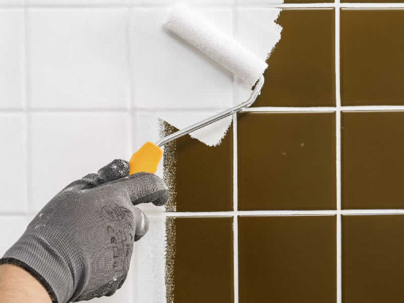 Как обновить плитку в ванной без замены: покраска, декор и идеи своими руками