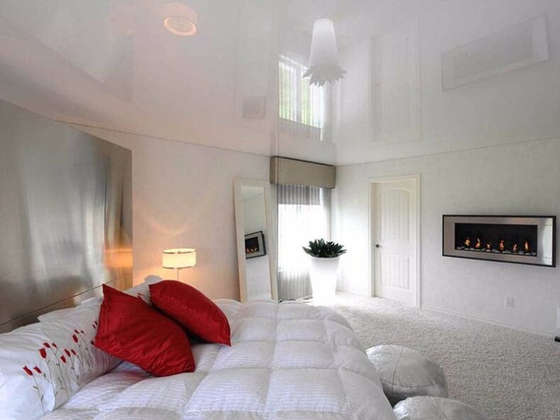 Натяжные потолки в спальне: 150 фото для вдохновения и выбора цвета