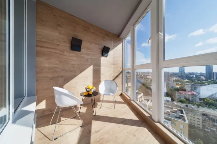 Ламинат на стене